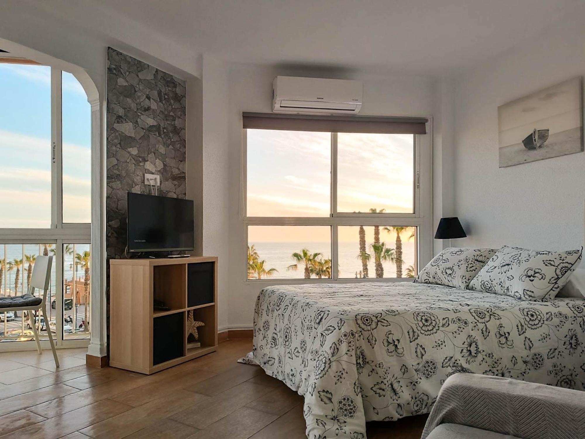 Ruselo 308. Loft En Paseo Maritimo De Torrox Costa Apartment Exterior photo